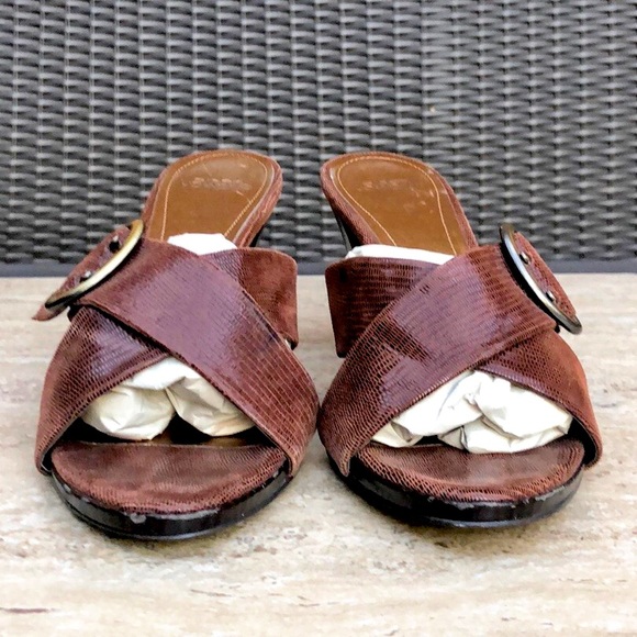 JOAN& DAVID Reptile Embossed Leather Buckle Sandal - Picture 4 of 13